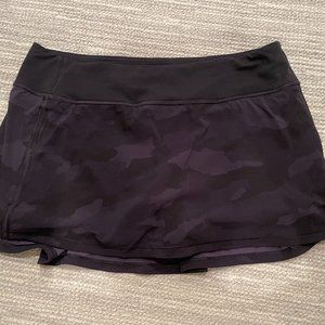 Lulu Lemon Skirt with Lining in Black Camouflage size 10